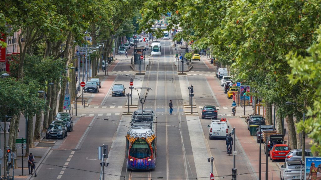 Ces quatre villes françaises vont interdire les voitures Crit’Air 3 Ces quatre villes françaises vont interdire les voitures Crit'Air 3